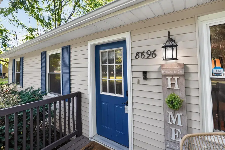 8696 Sargent Road, Fowlerville, MI 48836 - #2