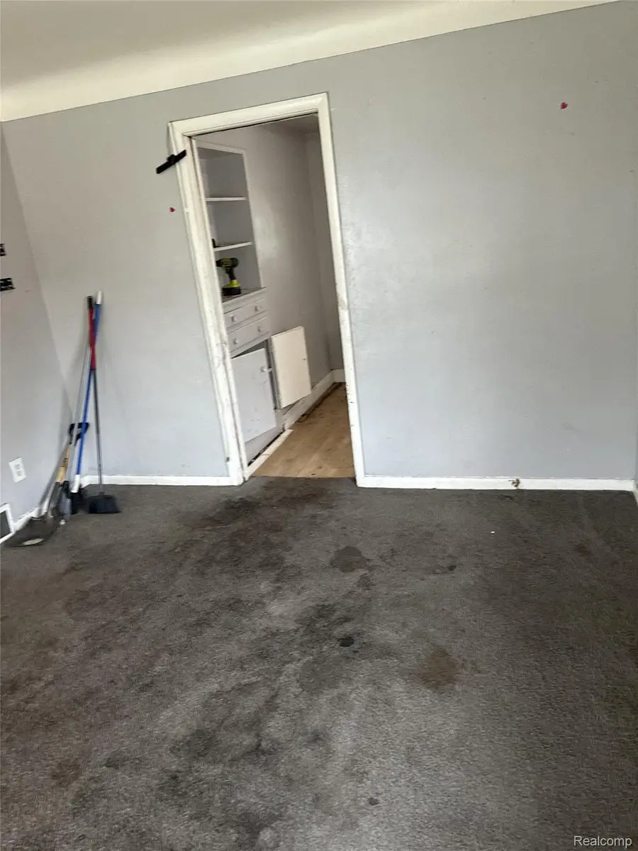 8525 Greenlawn Street, Detroit, MI 48204 - #3