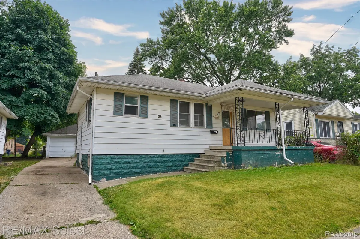 929 Bloor Avenue, Flint, MI 48507 - #1