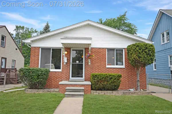 310 W Sonoma Avenue, HazelPark, MI 48030