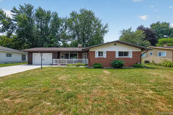3504 Creekwood Drive, Saginaw, MI 48601
