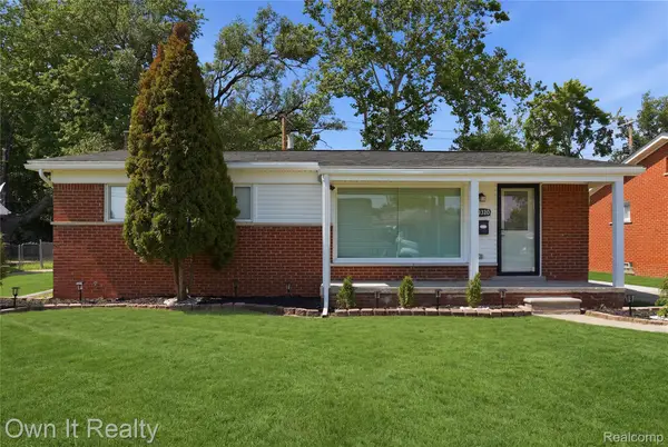 20320 Whitlock Drive, DearbornHeights, MI 48127