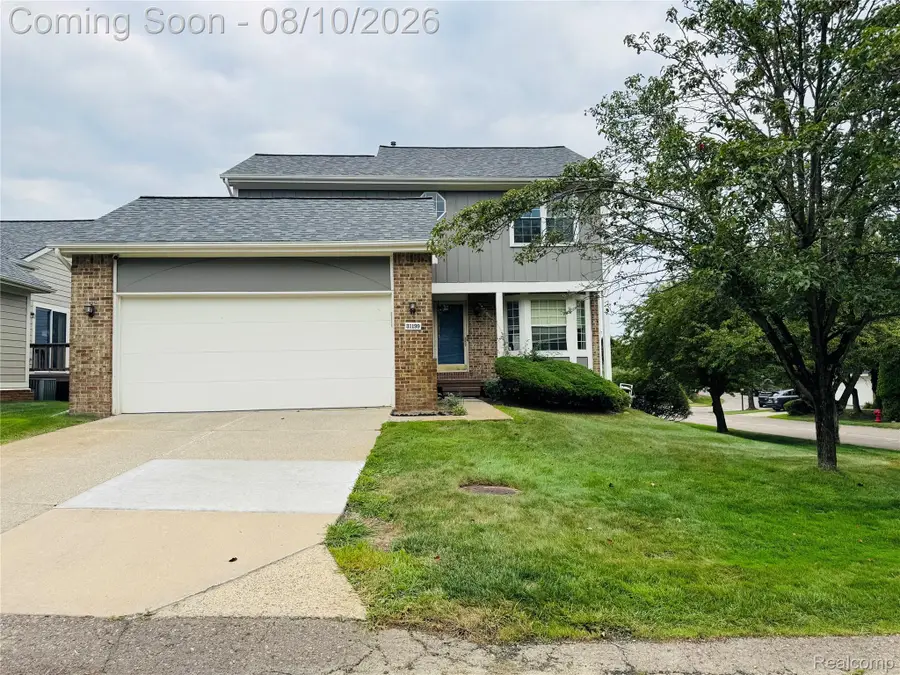 31199 Columbia Drive, Novi, MI 48377 - #2