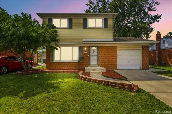 30523 Grandview Avenue, Westland, MI 48186