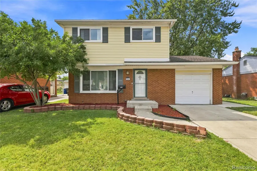 30523 Grandview Avenue, Westland, MI 48186 - #2