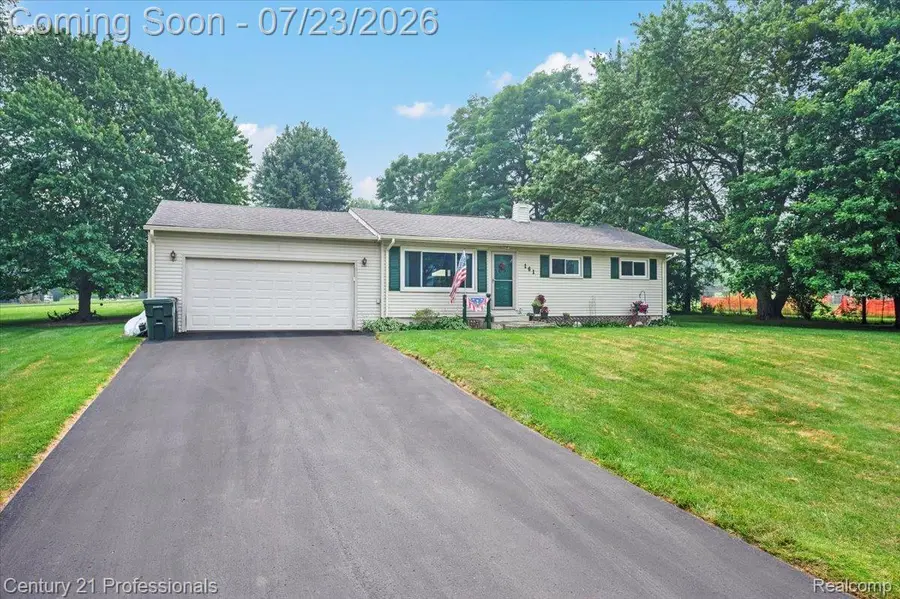 161 Eastview Street, Lake Orion, MI 48362 - #2