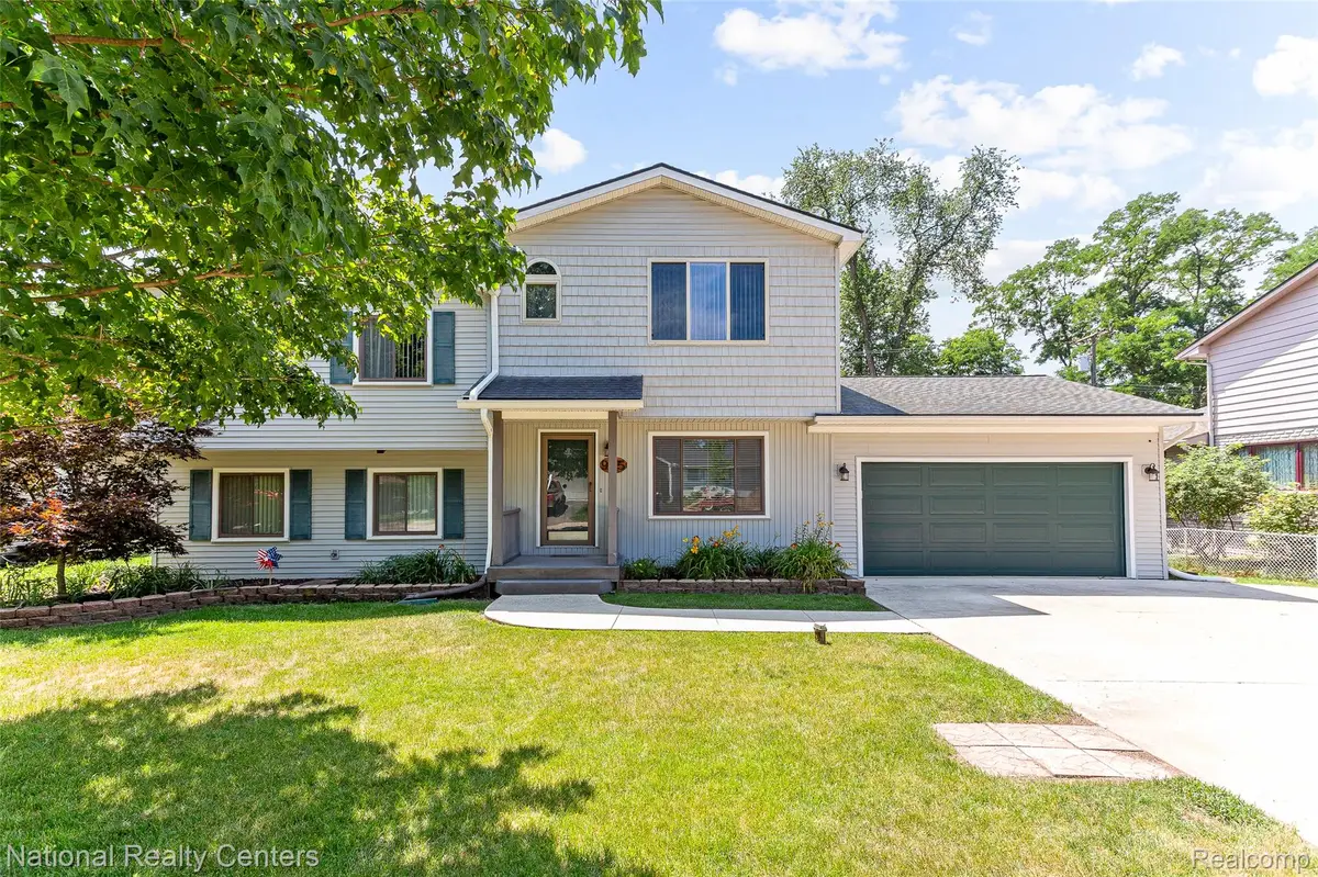 9175 Pennfield Avenue, White Lake, MI 48386 - #1