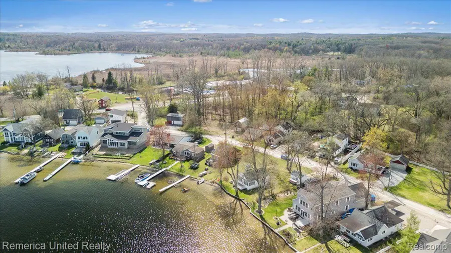 9623 Winston, Pinckney, MI 48169 - #3