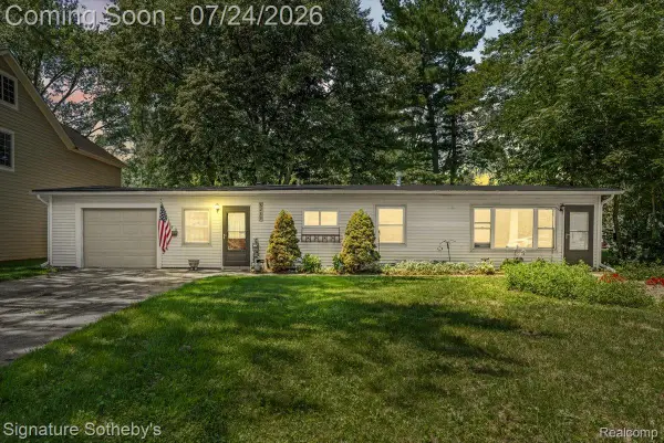 6280 Beth, Brighton, MI 48116