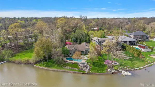 3945 Kirkland Court, BloomfieldHills, MI 48302
