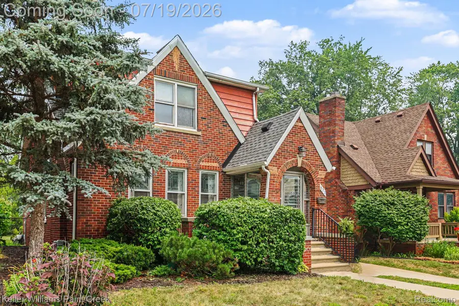 822 W Breckenridge Street, Ferndale, MI 48220 - #2