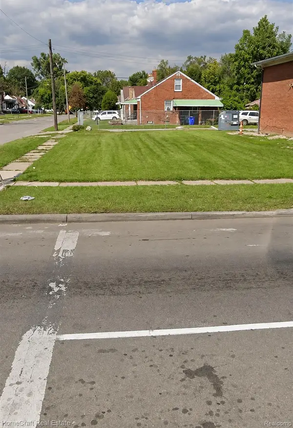 15042 Joy Road, Detroit, MI 48228