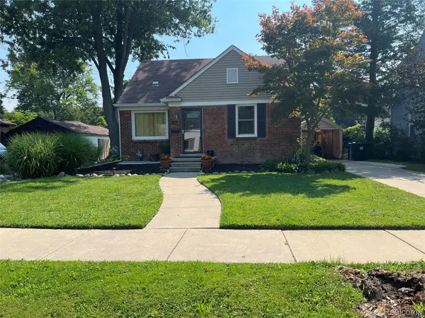 17200 Norborne, Redford, MI 48240