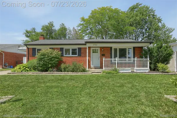 37161 Castleton Drive, SterlingHeights, MI 48312