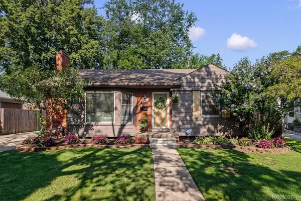 803 Oakridge Avenue, RoyalOak, MI 48067