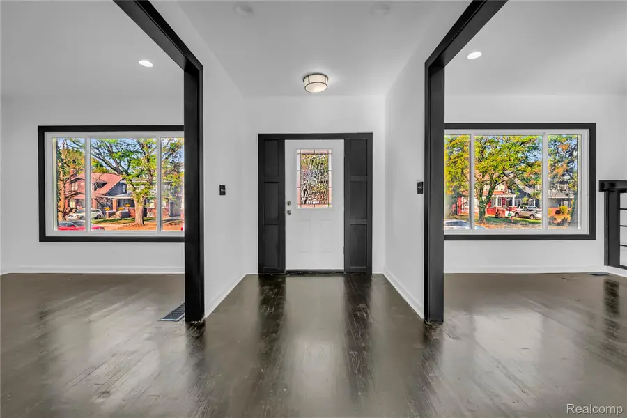 154 McLean Mclean Street, Highland Park, MI 48203 - #3