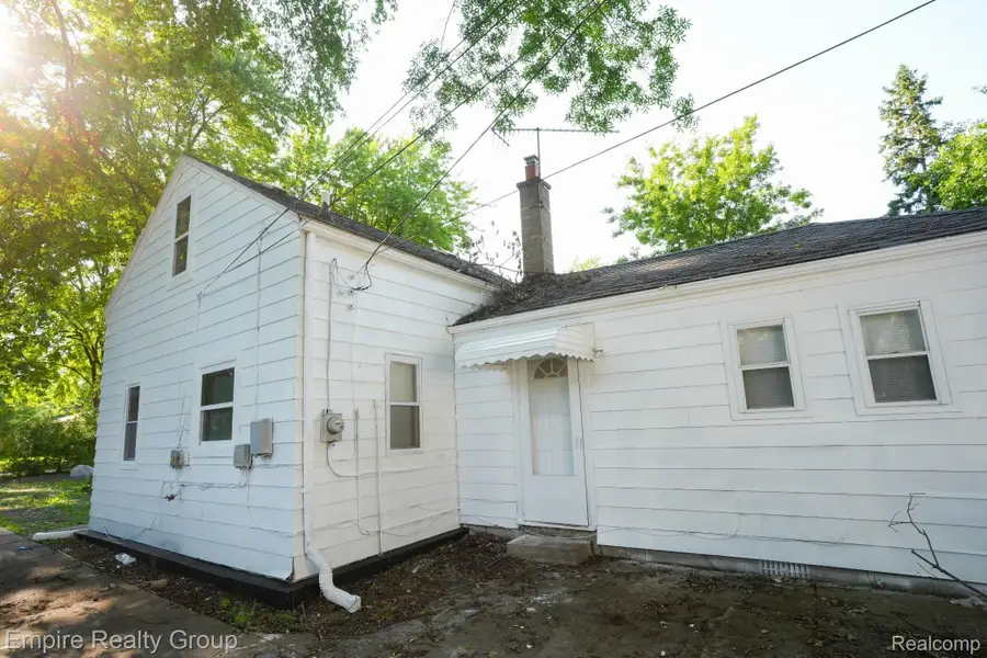5113 Detroit, Dearborn Heights, MI 48125 - #3