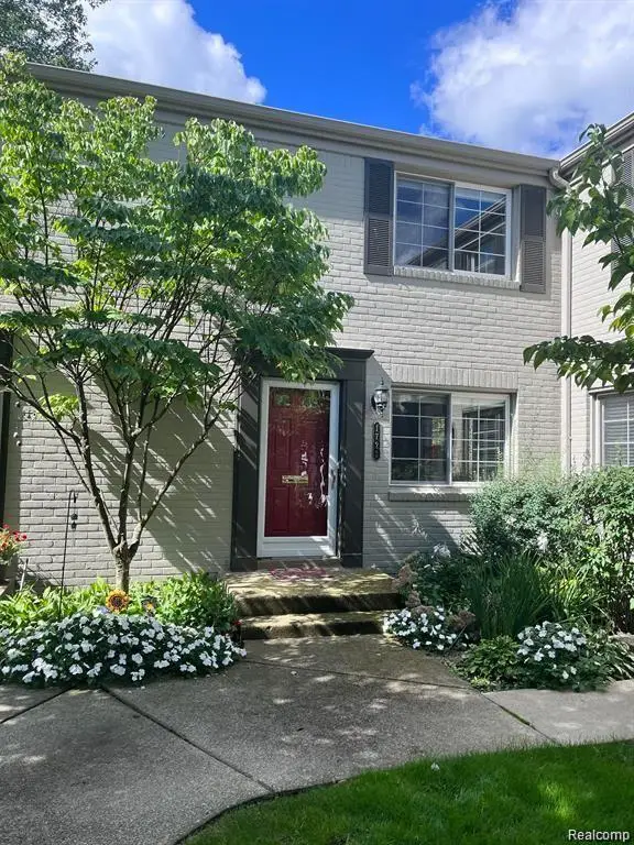 1722 Graefield Road #46, Birmingham, MI 48009