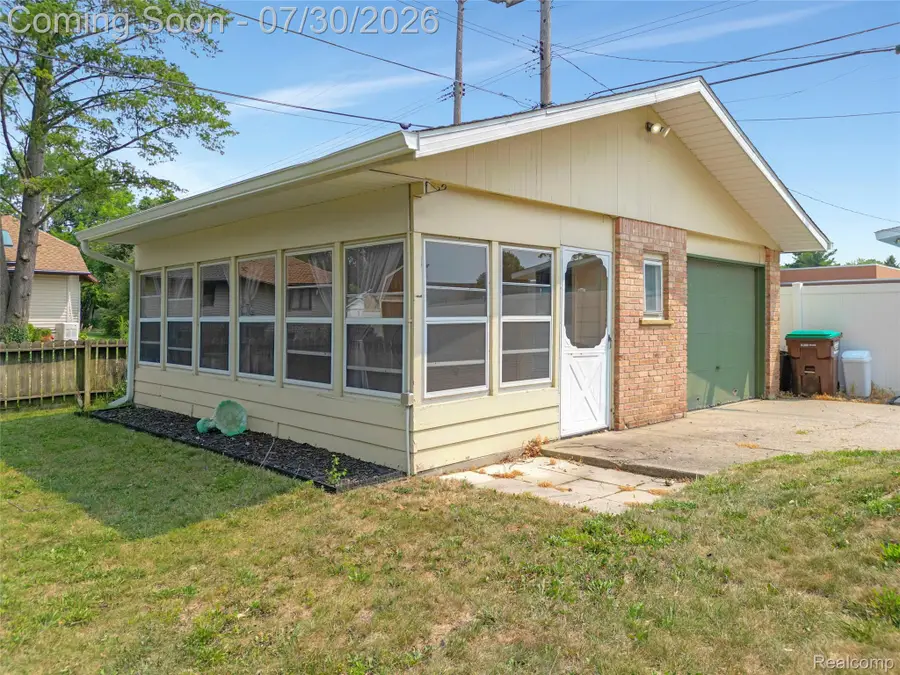 22 W Braman Avenue, Milan, MI 48160 - #3