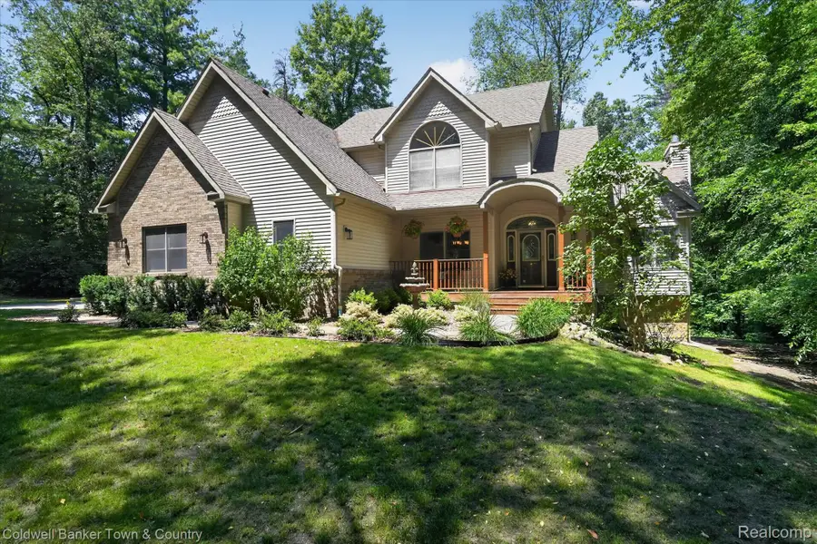 3217 Pineview Trail, Howell, MI 48843 - #3