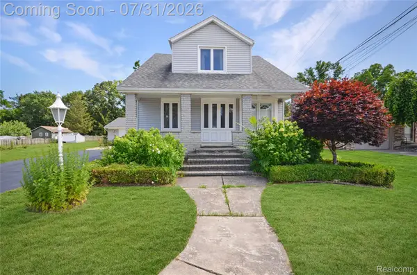 15340 Masonic Boulevard, Fraser, MI 48026