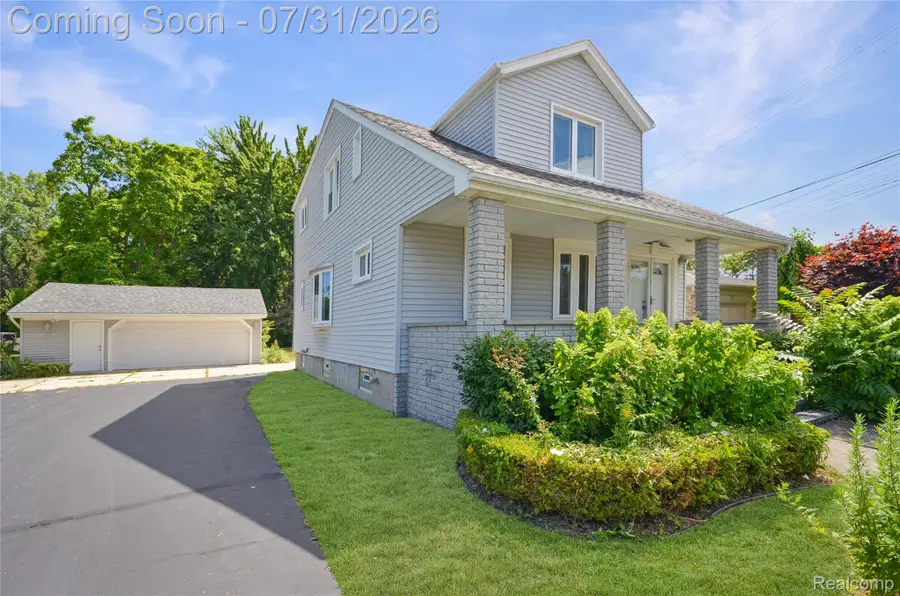 15340 Masonic Boulevard, Fraser, MI 48026 - #3
