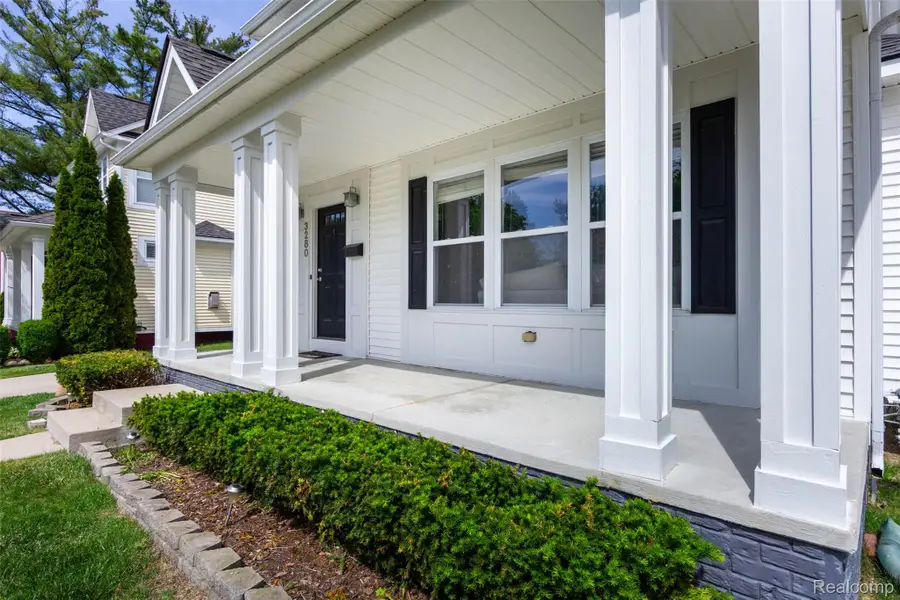 3280 Royal Avenue, Berkley, MI 48072 - #2