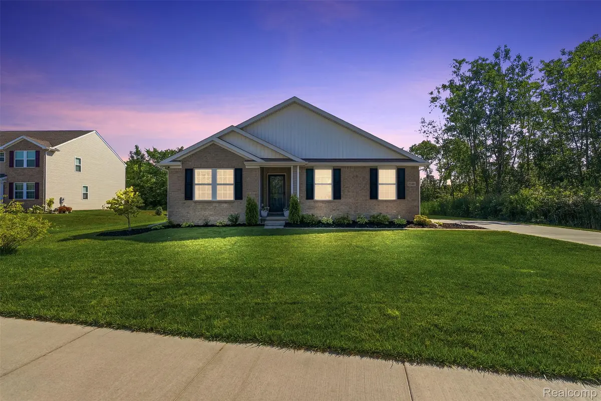 2340 Scenic Hollow Drive, Grand Blanc, MI 48439 - #1