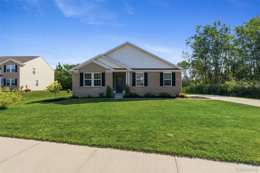 2340 Scenic Hollow Drive, Grand Blanc, MI 48439 - #2