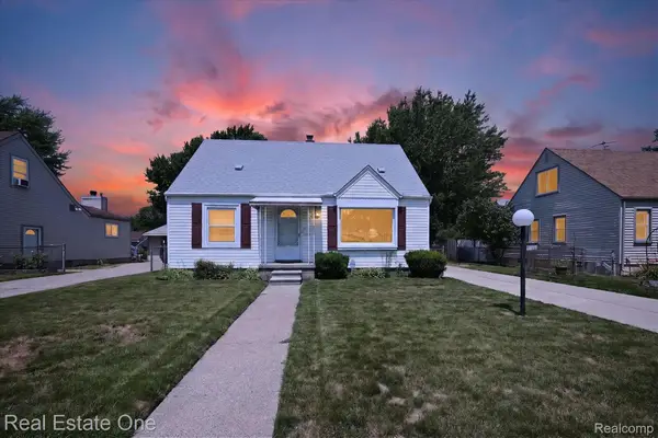 28662 Sheridan Street, GardenCity, MI 48135