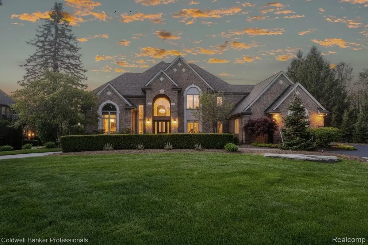 2531 Cedar Brook Court, Rochester Hills, MI 48309 - #1