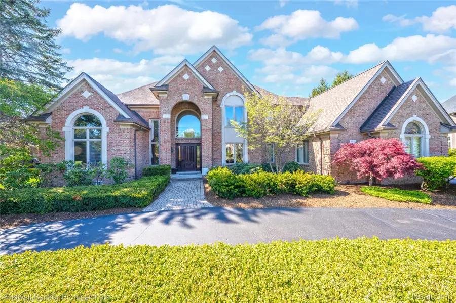 2531 Cedar Brook Court, Rochester Hills, MI 48309 - #2