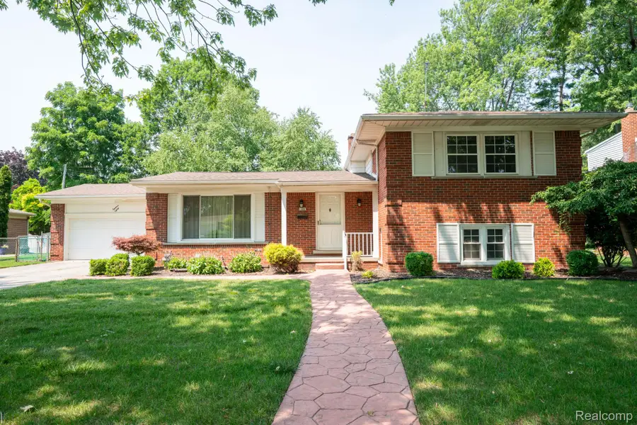1880 Waverly Street, Trenton, MI 48183 - #2