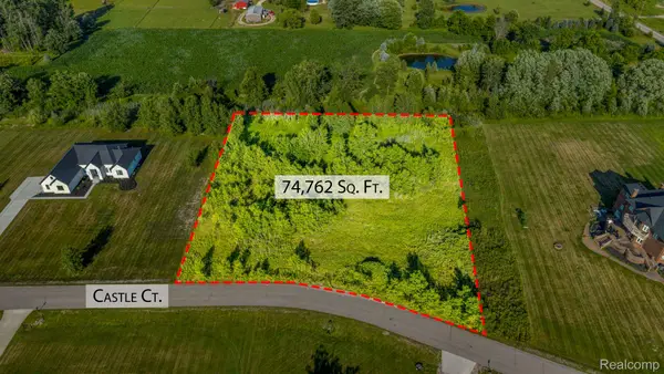 73160 Castle Court, Armada, MI 48005