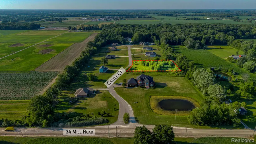 73160 Castle Court, Armada, MI 48005 - #2
