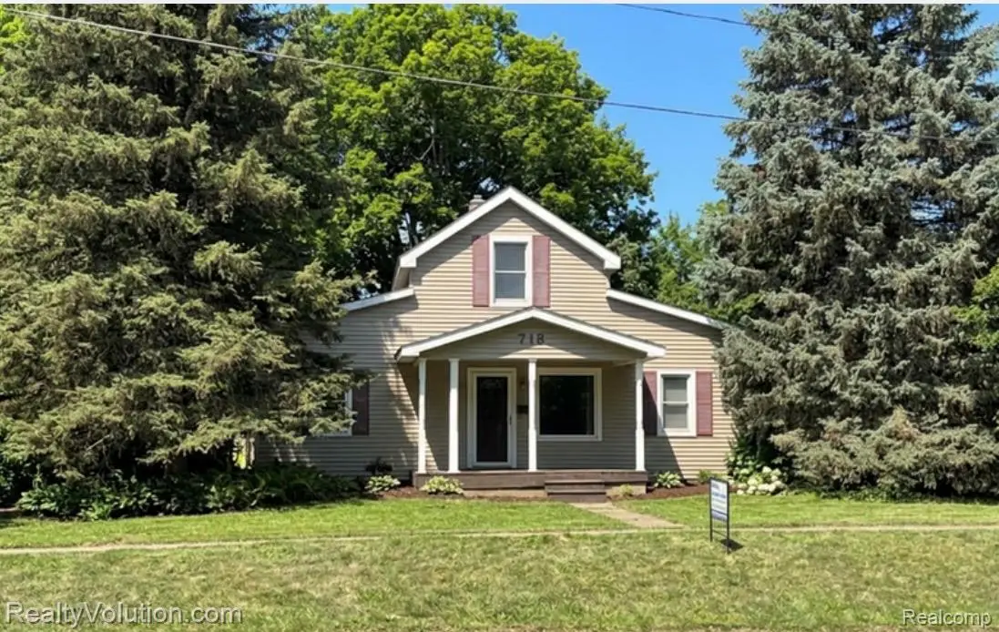 718 S Main Street, Almont, MI 48003 - #1