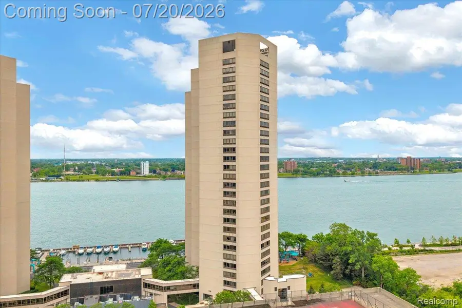 1001 W Jefferson Avenue #13B, Detroit, MI 48226 - #2