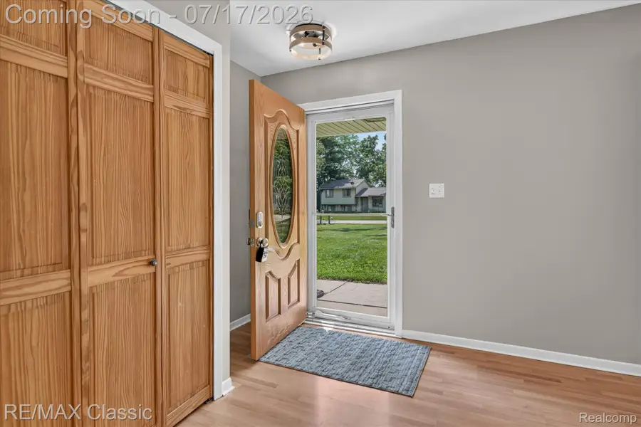 268 Peninsula Lake Drive, Highland, MI 48357 - #2