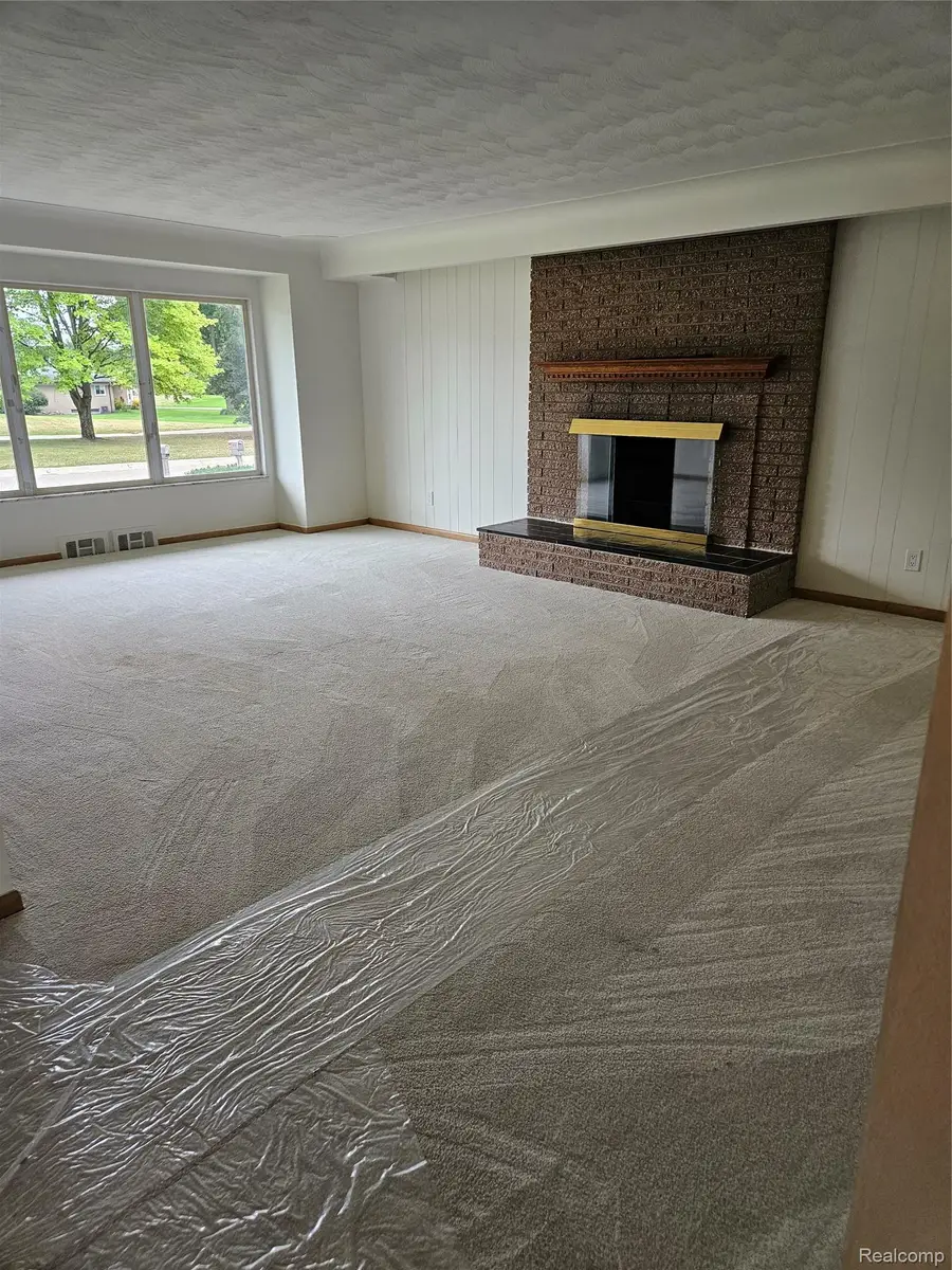 831 Sunnybeach Boulevard, White Lake, MI 48386 - #3