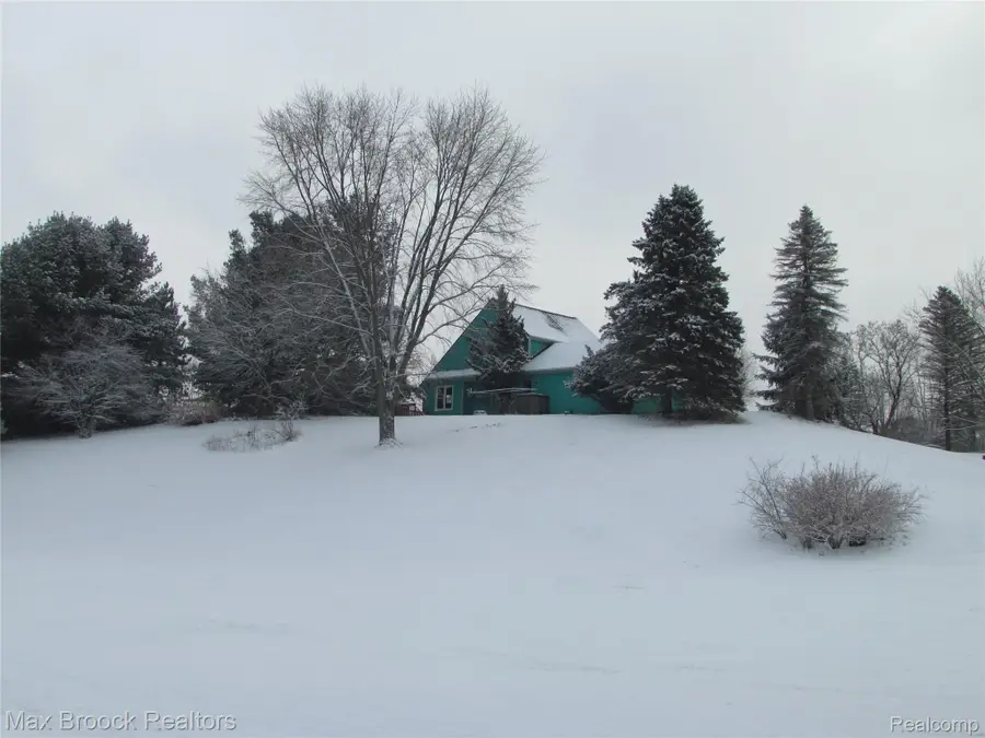 4622 Fleck Drive, Hartland, MI 48430 - #2