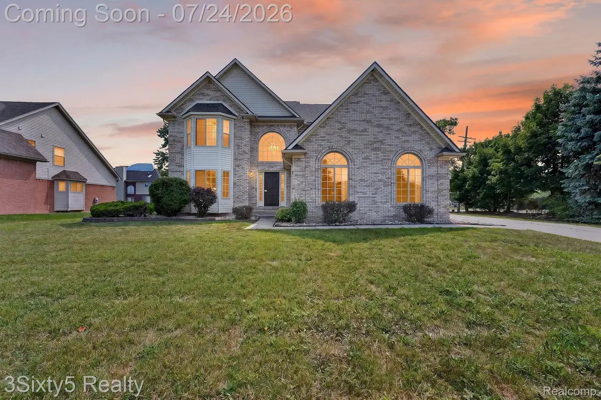 32953 Groat Boulevard, Rockwood, MI 48173 - #1