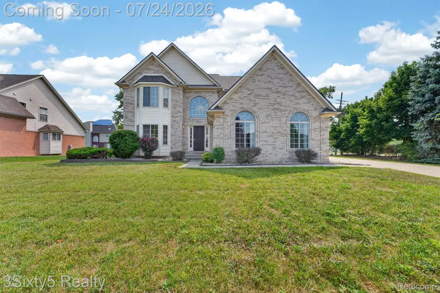 32953 Groat Boulevard, Rockwood, MI 48173 - #2