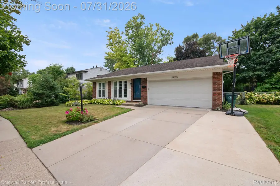39695 Suzan Court, Plymouth, MI 48170 - #3