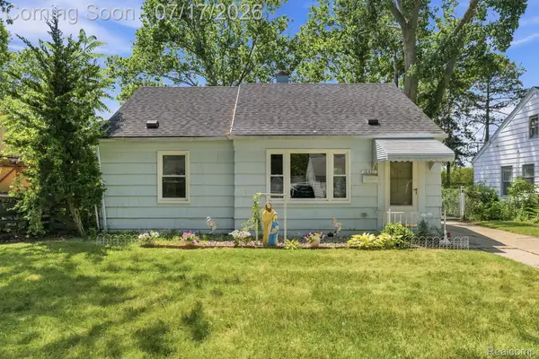 10401 Albany Street, OakPark, MI 48237