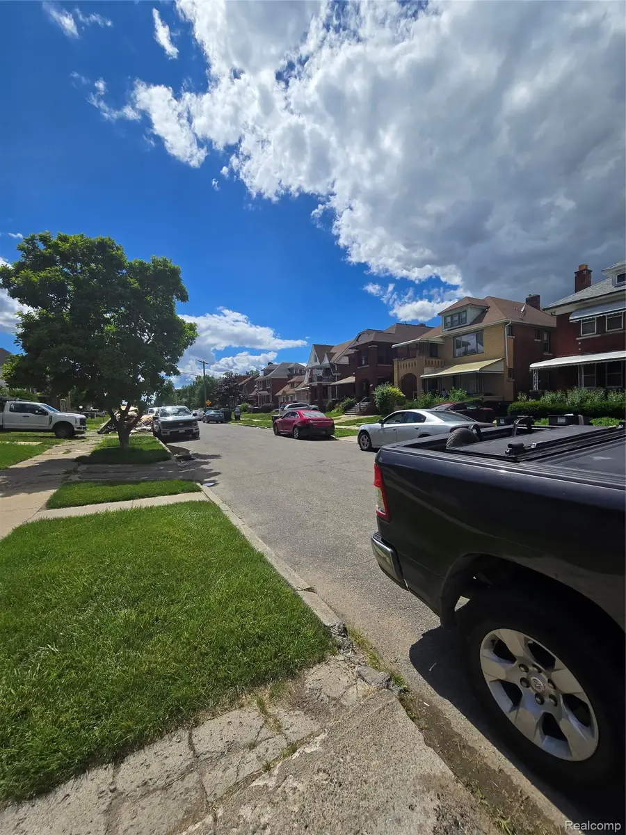 2669 Pasadena Street, Detroit, MI 48238 - #3