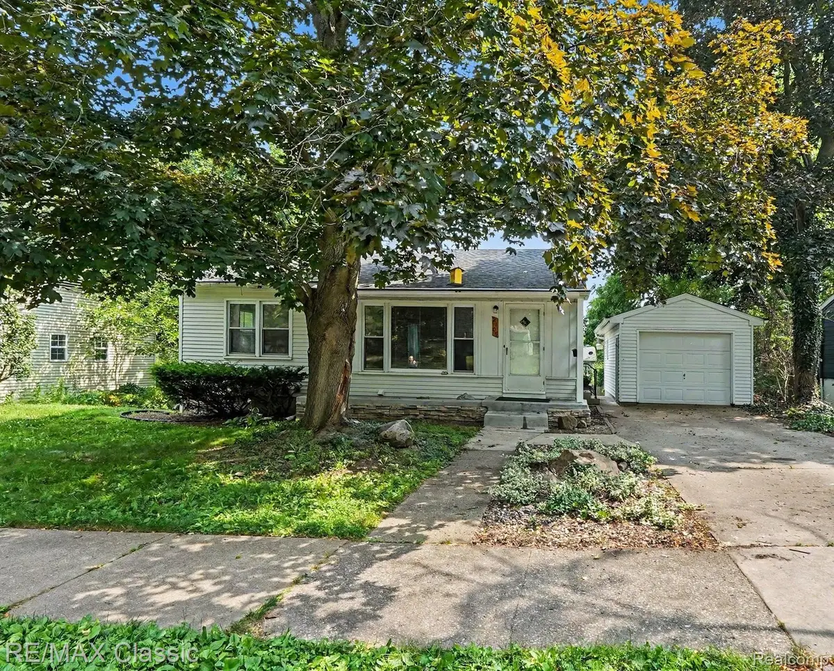 2105 Charlton Avenue, Ann Arbor, MI 48103 - #1