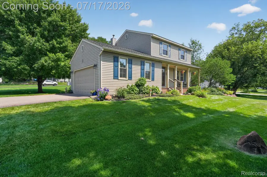 60309 Lamplighter Drive, New Hudson, MI 48165 - #3