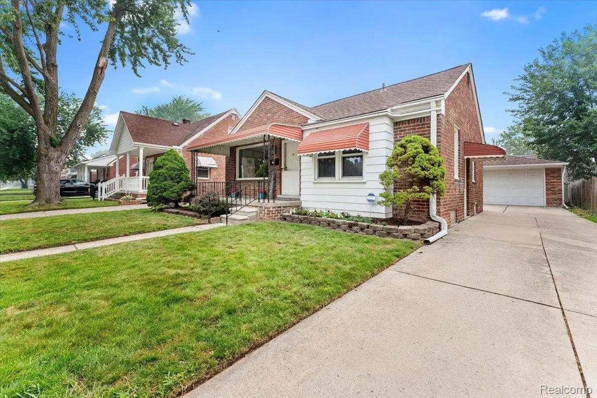 4191 Duplex Avenue N, Lincoln Park, MI 48146 - #1