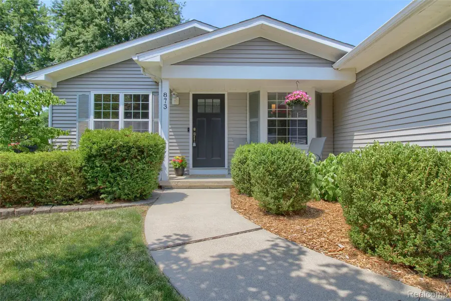 873 Hearthside Street, South Lyon, MI 48178 - #3