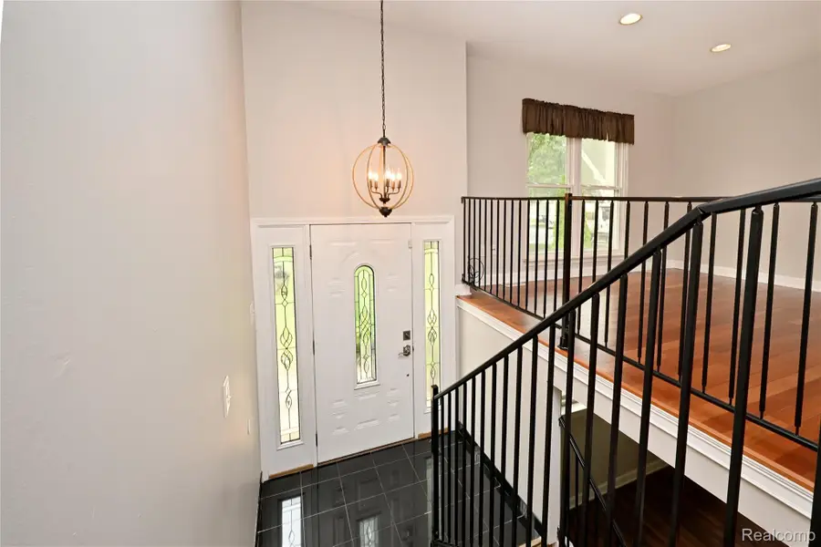 2939 Winter Drive, Troy, MI 48083 - #3